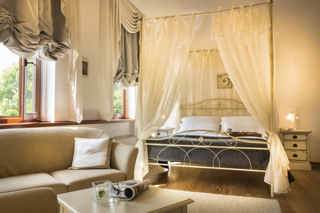 Palazzo Angelica B&B Adults Only Oprtalj Rom bilde